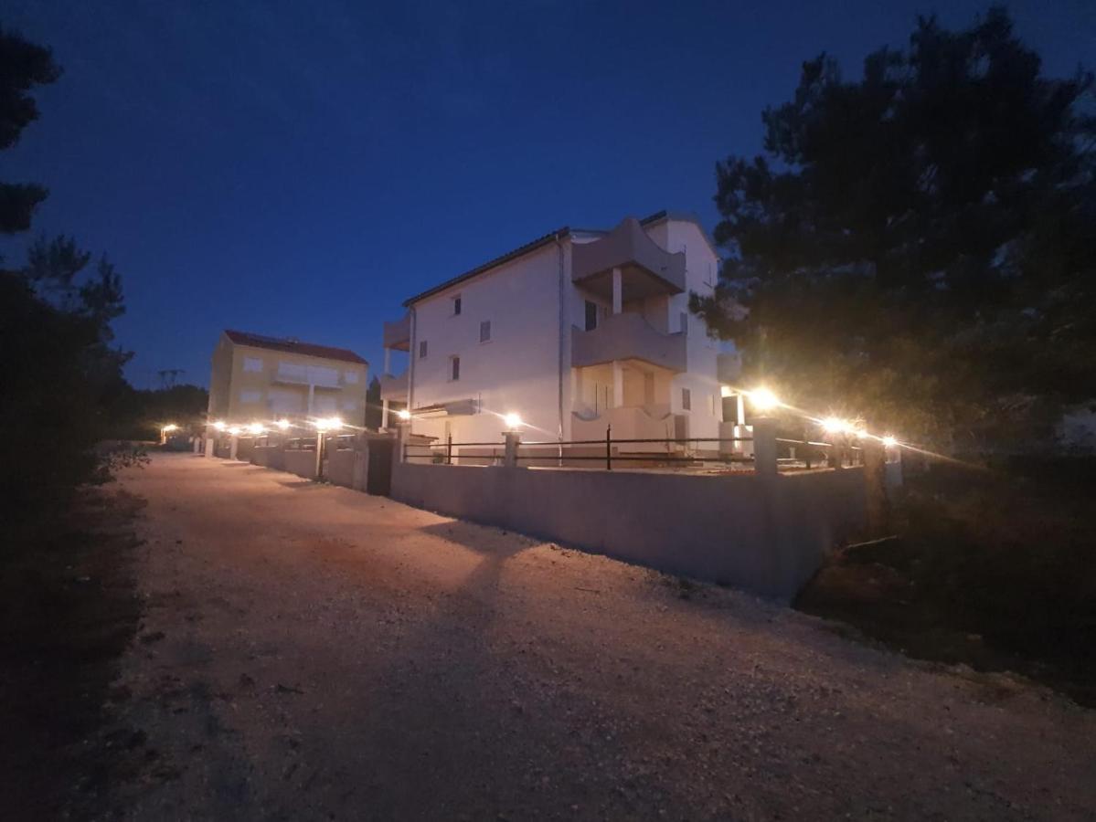 Apartments Villa M&M 2 Bibinje Ngoại thất bức ảnh